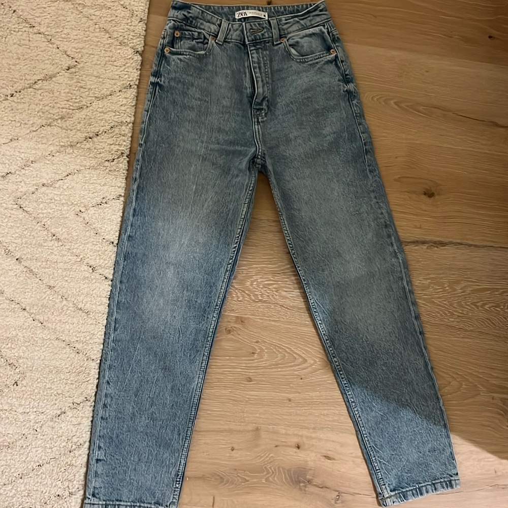 Zara jeans